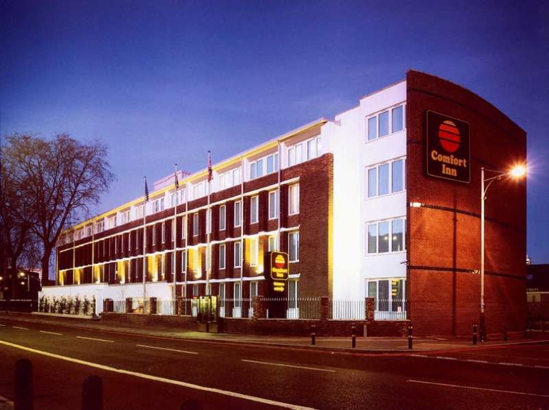 Holiday Inn Express London - Vauxhall Nine Elms Extérieur photo