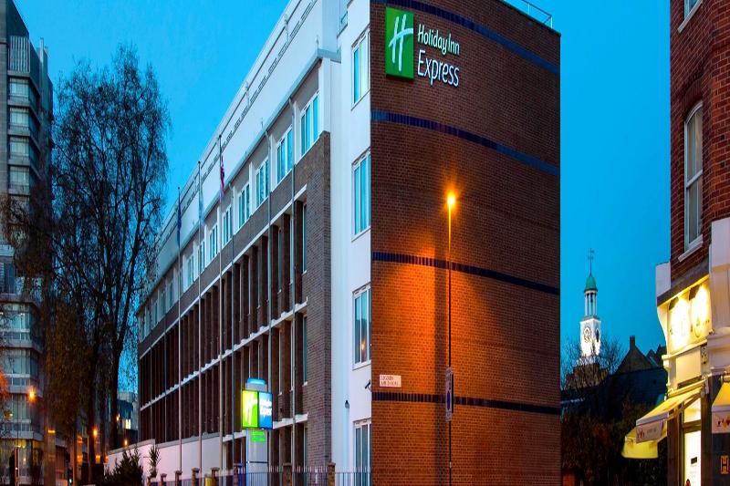 Holiday Inn Express London - Vauxhall Nine Elms Extérieur photo